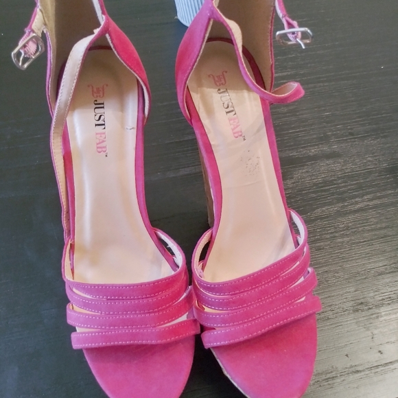 Wedges - Picture 2 of 4